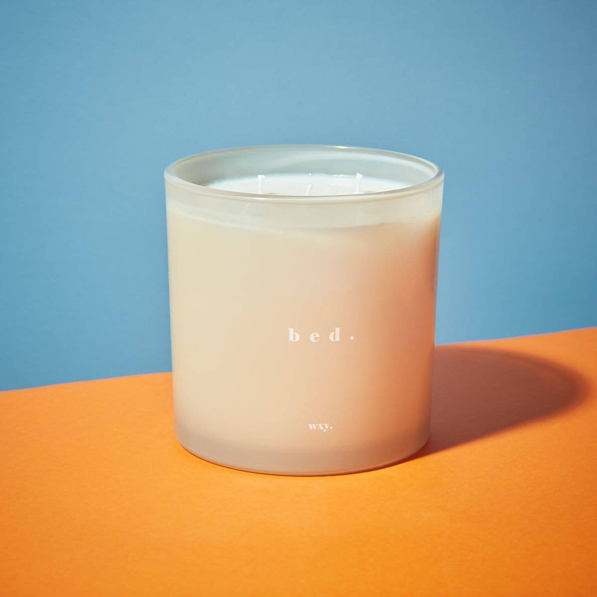 Bed. 1.5kg King Sized Candle - warm musk + black vanilla