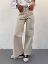 Load image into Gallery viewer, Bea Beige Jeans
