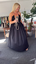 Load image into Gallery viewer, Matteau Black Poplin midi dress, Size L

