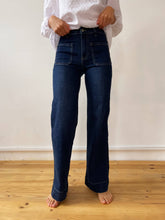 Load image into Gallery viewer, Claudia Marino Jeans

