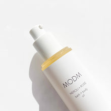 Load image into Gallery viewer, MODM Bath + Body Oil - Mandarin + Vetiver 100ml
