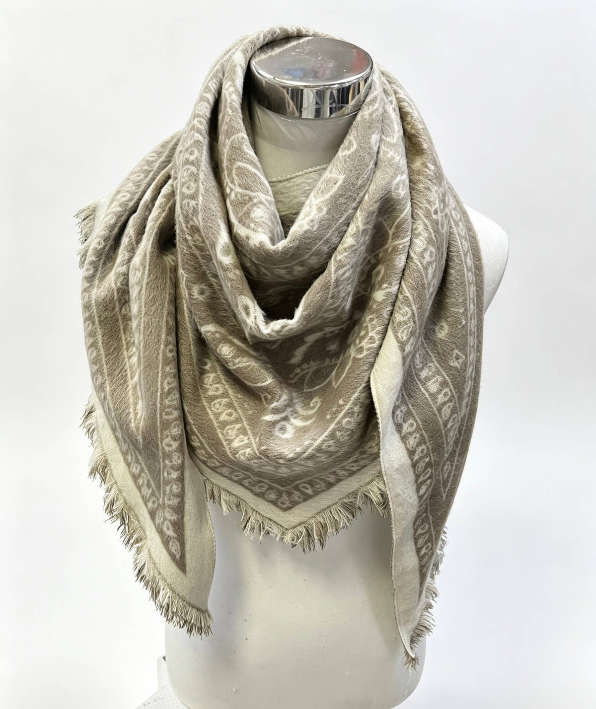 TR-2 Soft Triangle Bandana