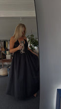 Load image into Gallery viewer, Matteau Black Poplin midi dress, Size L
