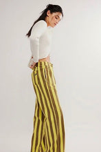 Load image into Gallery viewer, damson madder yellow/chocolate rafe stripe jeans, Size 12
