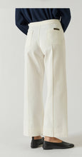 Load image into Gallery viewer, Soeur Cream wide legged trousers, Size 36
