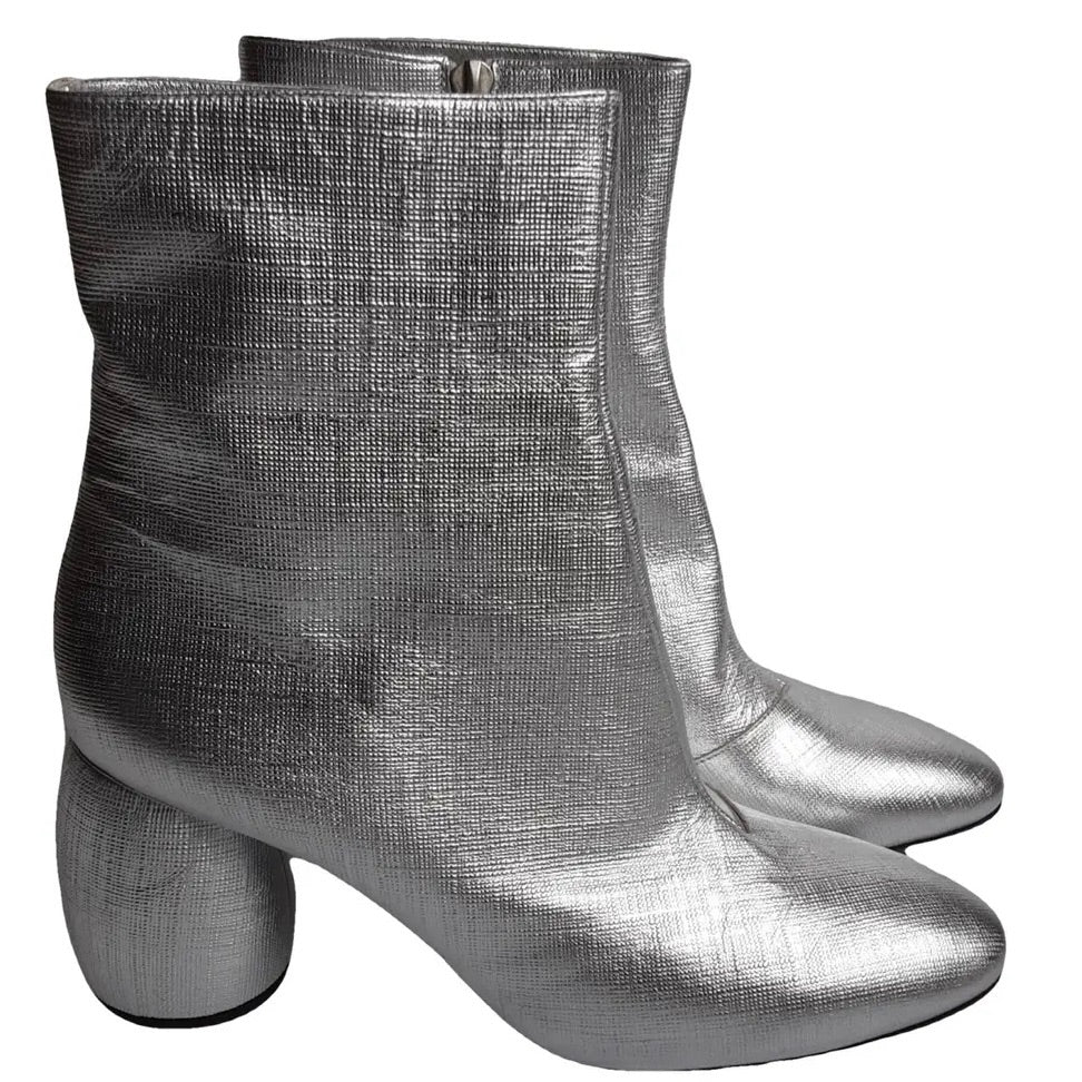 dries van noten silver metallic ankle boots, Size 38.5