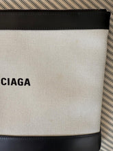 Load image into Gallery viewer, Balenciaga Natural Linen pouch, Size Medium
