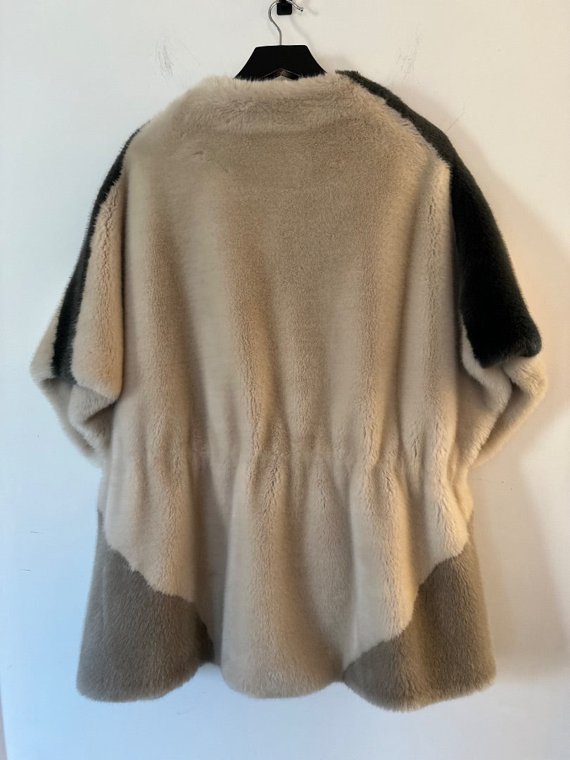 george rech cream faux fur jacket, Size medium