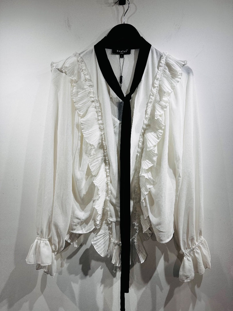 beulah white ruffle shirt with tie, Size large