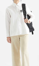 Load image into Gallery viewer, Loreak Mendian White Classic shirt, Size L
