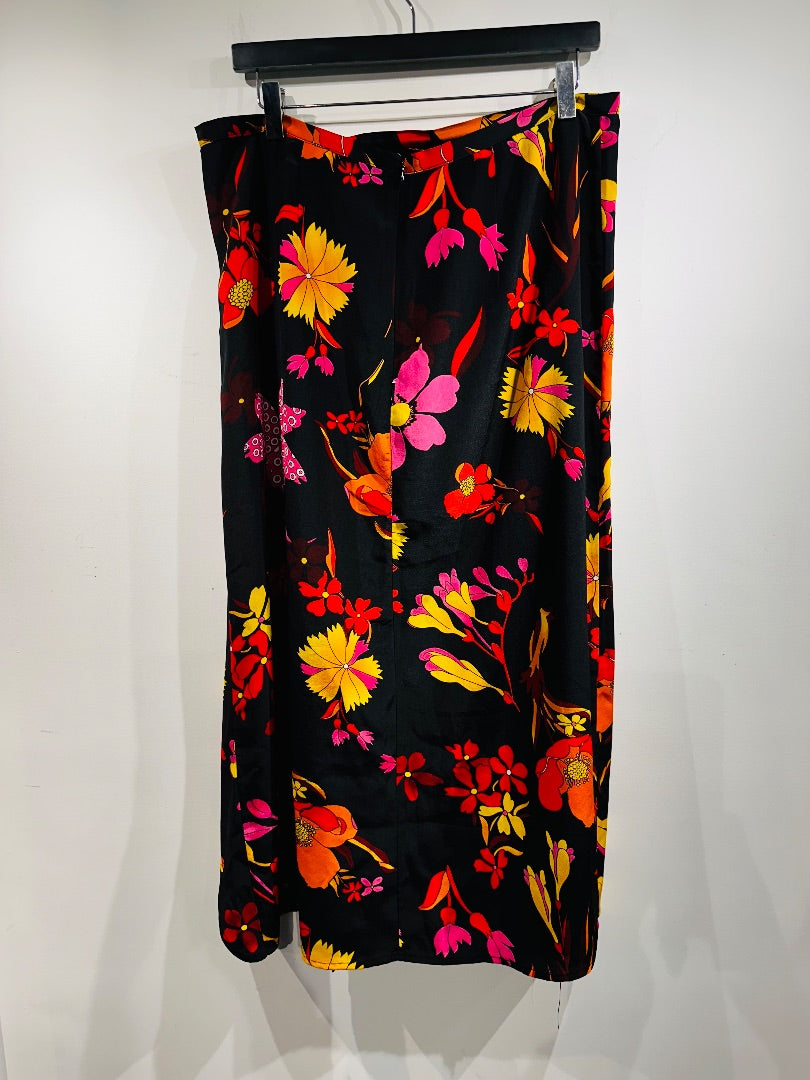 rixo black aria silk skirt, Size large