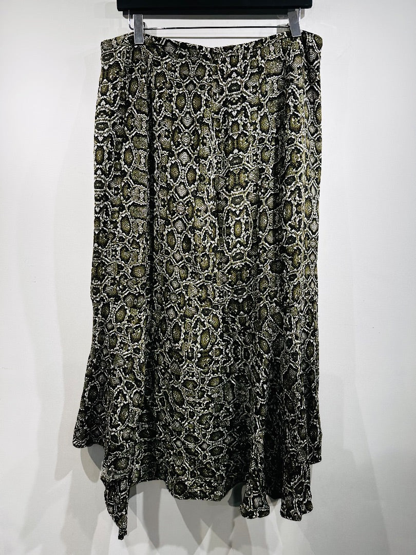 essentiel antwerp green snakeskin print skirt, Size 16