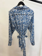 Load image into Gallery viewer, Victoria beckham blue cherub print belted jacket, Size 10
