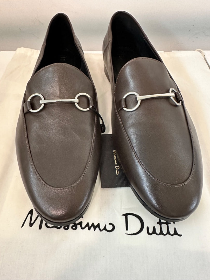 Massimo Dutti Brown Buckle trim loafers, Size 41