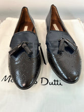 Load image into Gallery viewer, Massimo Dutti Black Brogue front loafers, Size 40
