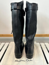 Load image into Gallery viewer, Massimo Dutti Black Leather boots, Size 41

