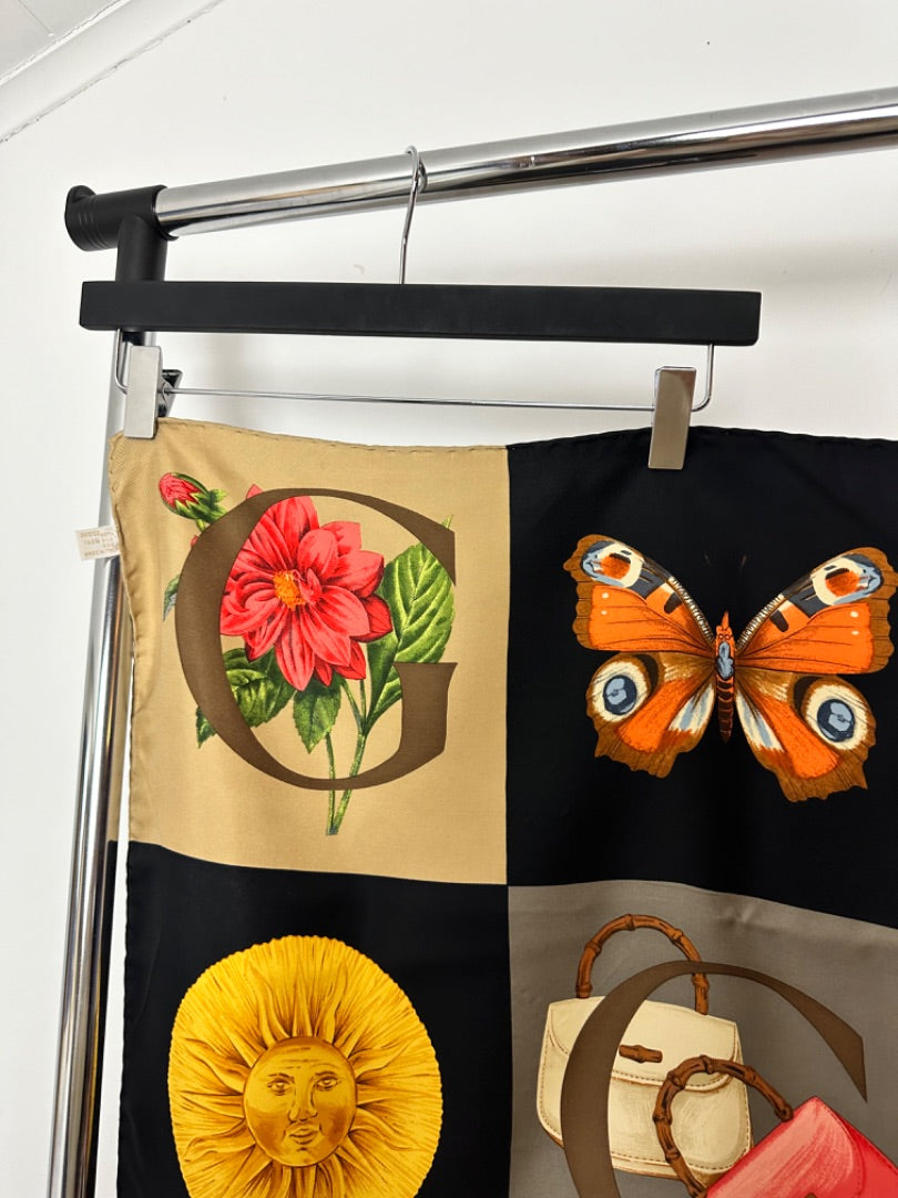 Gucci Multicoloured Vintage silk scarf, Size Medium