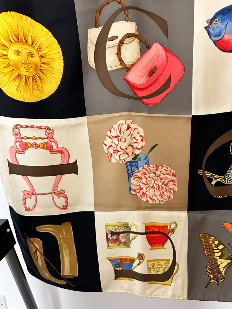 Gucci Multicoloured Vintage silk scarf, Size Medium