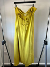 Load image into Gallery viewer, Massimo Dutti Mustard Midi dress, Size 14
