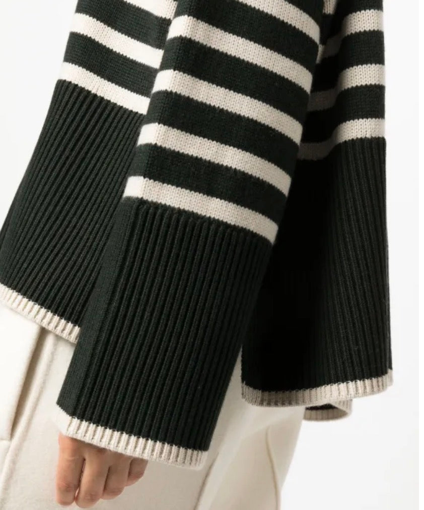 Toteme Dark green Tops, Size medium