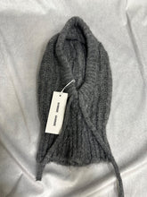 Load image into Gallery viewer, samsoe and samsoe grey Salayla balaclava, Size o/s
