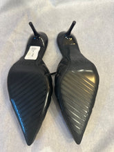 Load image into Gallery viewer, Zara black quilted mules, Size 37
