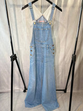 Load image into Gallery viewer, Mother light blue denim sugar cone dungarees, Size small
