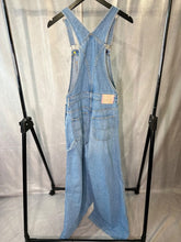 Load image into Gallery viewer, Mother light blue denim sugar cone dungarees, Size small
