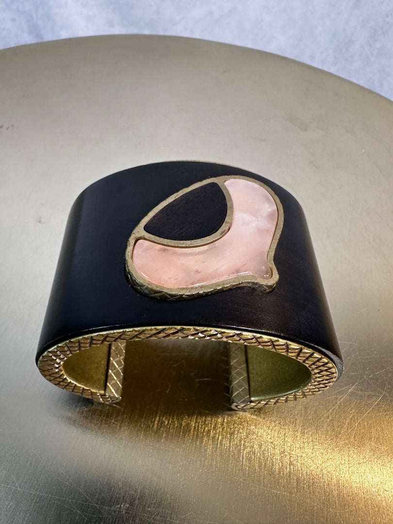 Bottega veneta black Vintage bottega veneta cuff, Size