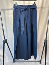 Load image into Gallery viewer, Me + Em navy wide leg culottes, Size 8

