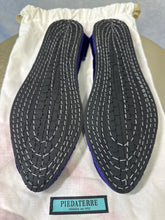 Load image into Gallery viewer, Pied a Terre Venezia Purple Velvet slippers, Size 39
