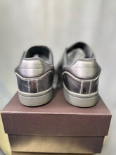 Load image into Gallery viewer, RAF Simmons (Runner) Silver Trainers, Size 39
