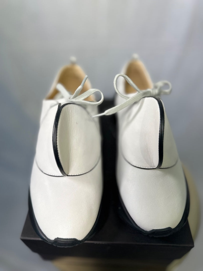 Tracey Neus Ivory Trainers, Size 39