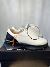 Load image into Gallery viewer, Tracey Neus Ivory Trainers, Size 39
