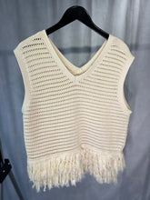 Load image into Gallery viewer, Second female Cream Mantova crochet top, Size L
