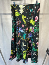 Load image into Gallery viewer, munthe black silk floral skirt, Size 40
