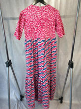 Load image into Gallery viewer, primrose park multicoloured squiggle print dress, Size medium
