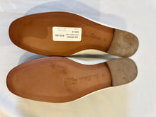 Load image into Gallery viewer, sam edelman white loraine leather loafer, Size 6
