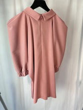 Load image into Gallery viewer, Julia Allert dusky pink puff sleeve blouse, Size medium
