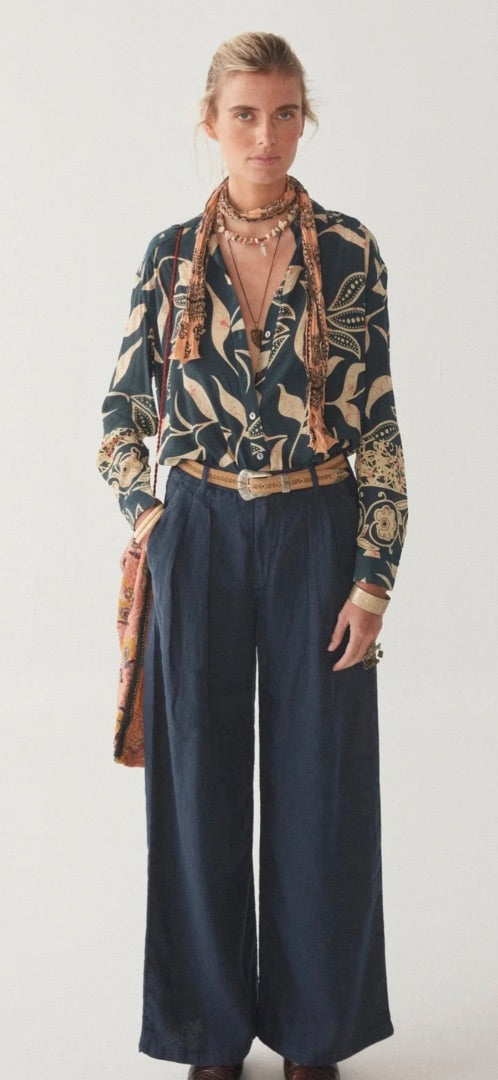 maison hotel navy marisa pant, Size large