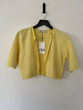 Load image into Gallery viewer, zara yellow check cardigan, Size medium
