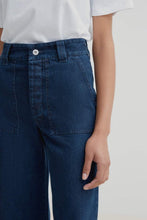 Load image into Gallery viewer, kowtow blue carpenter jeans, Size medium
