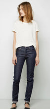 Load image into Gallery viewer, APC blue petit new standard jeans, Size 29
