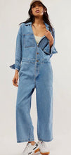 Load image into Gallery viewer, levis washed blue denim jumpsuit, Size small
