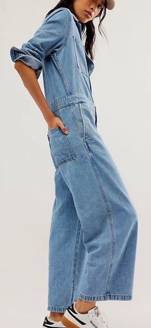 levis washed blue denim jumpsuit, Size small