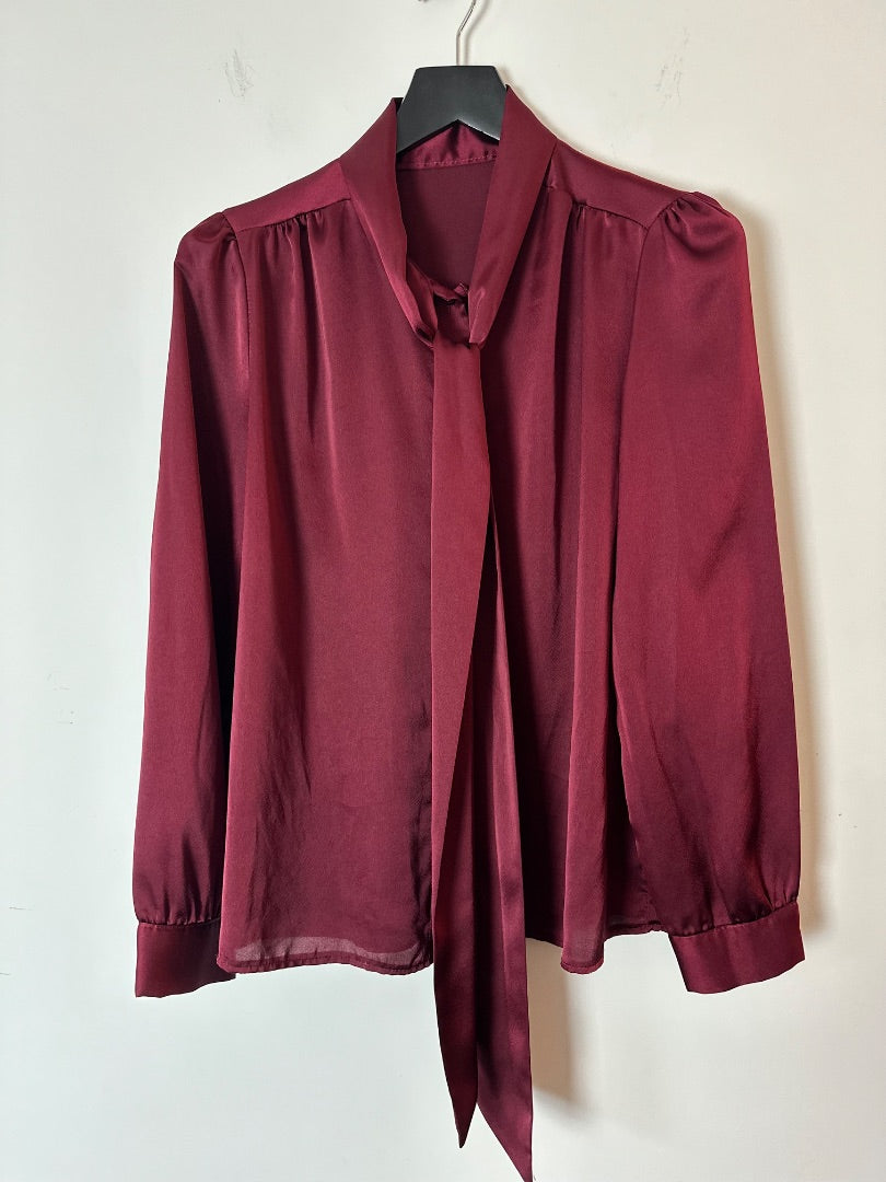 no brand plum tie neck blouse, Size medium