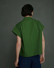 Load image into Gallery viewer, soeur green Madagascar top, Size 36
