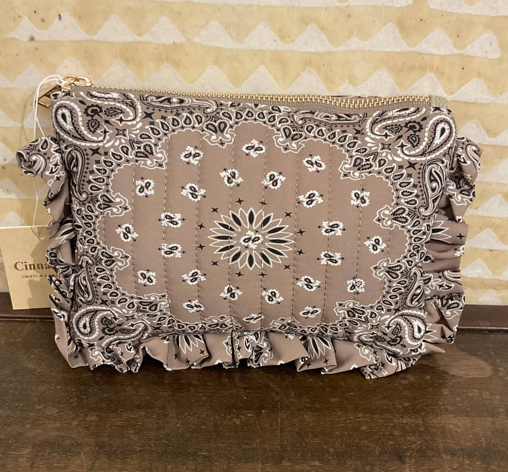 Pouch 203902