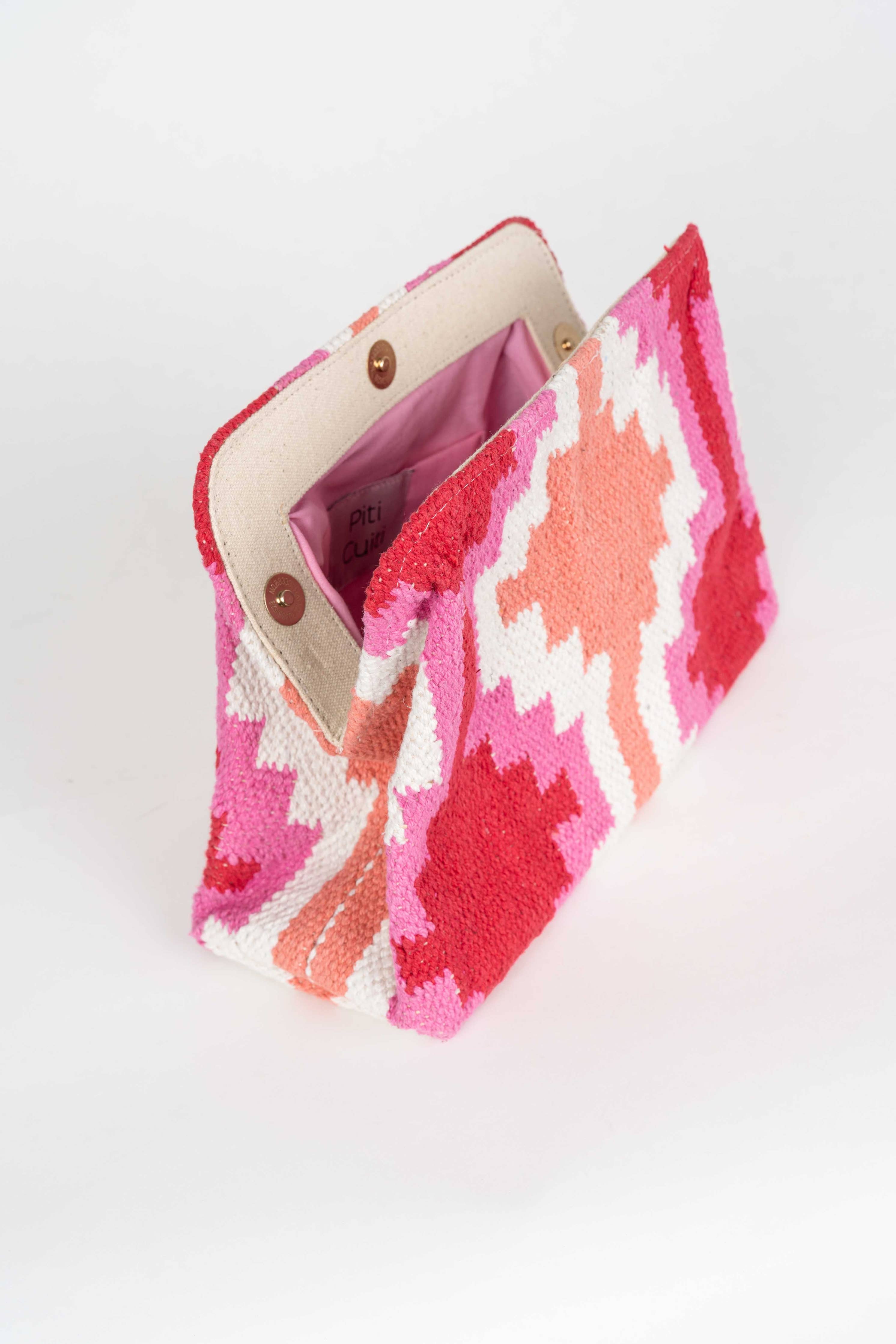 YUCATAN PINK MULTICOLOR CLUTCH