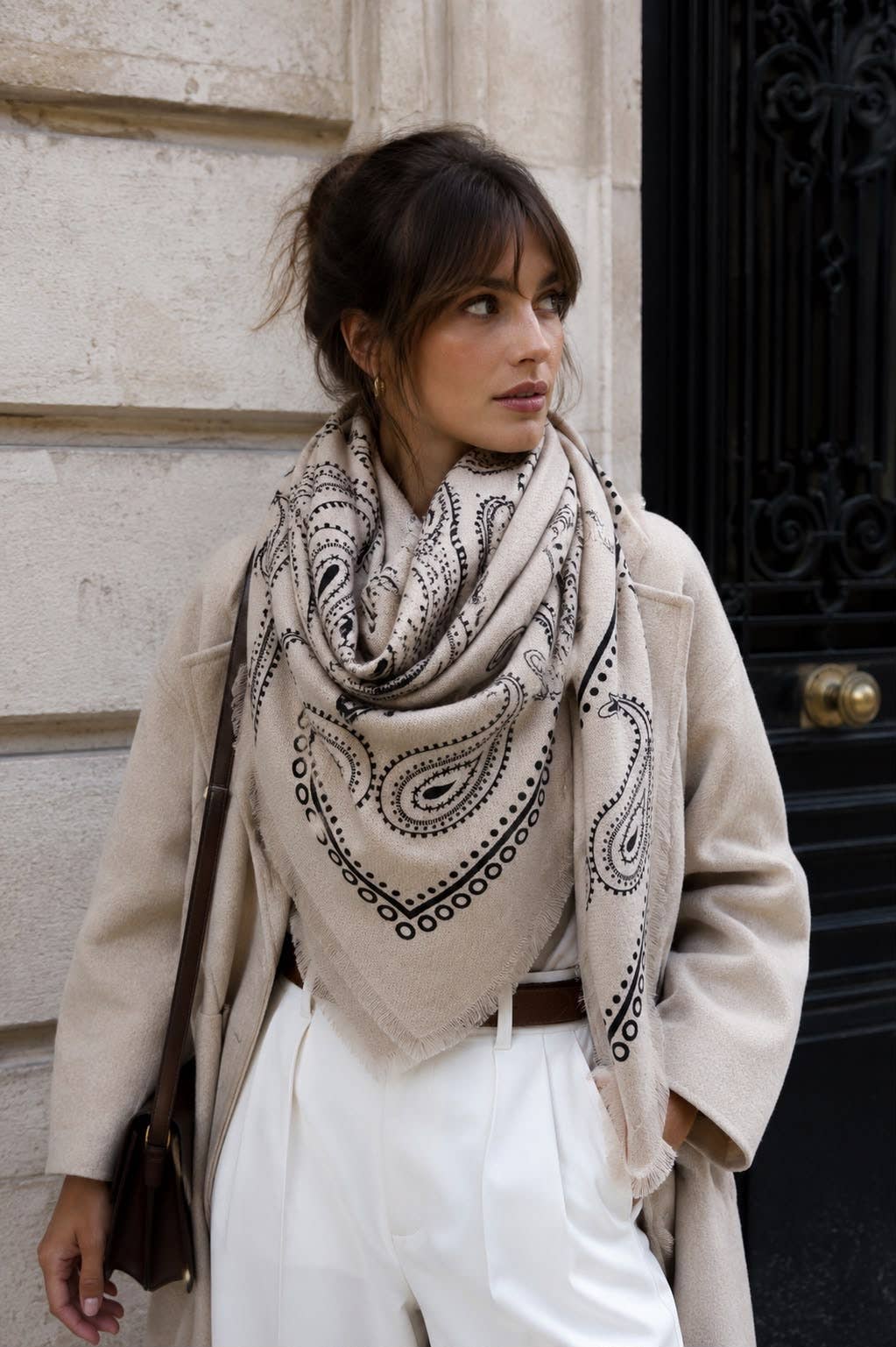 K2 Square wool scarf with paisley pattern